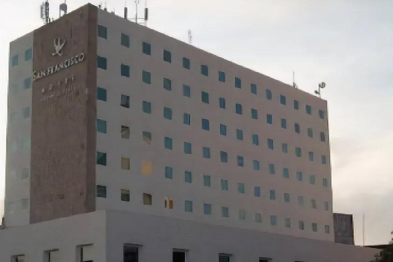 Hotel San Francisco Irapuato Business Class Exterior photo