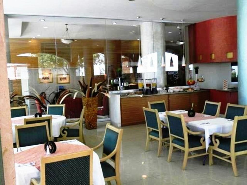 Hotel San Francisco Irapuato Business Class Exterior photo